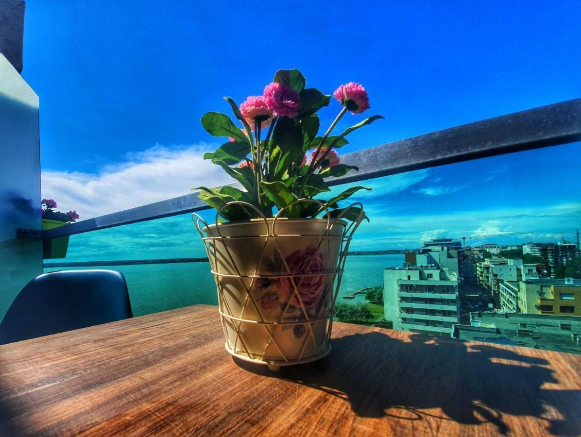 Top View Mamaia Luaran gambar